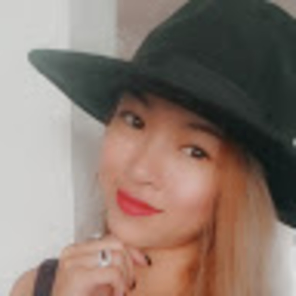 Meet your Posher, Vanida - Picture 1 of 1